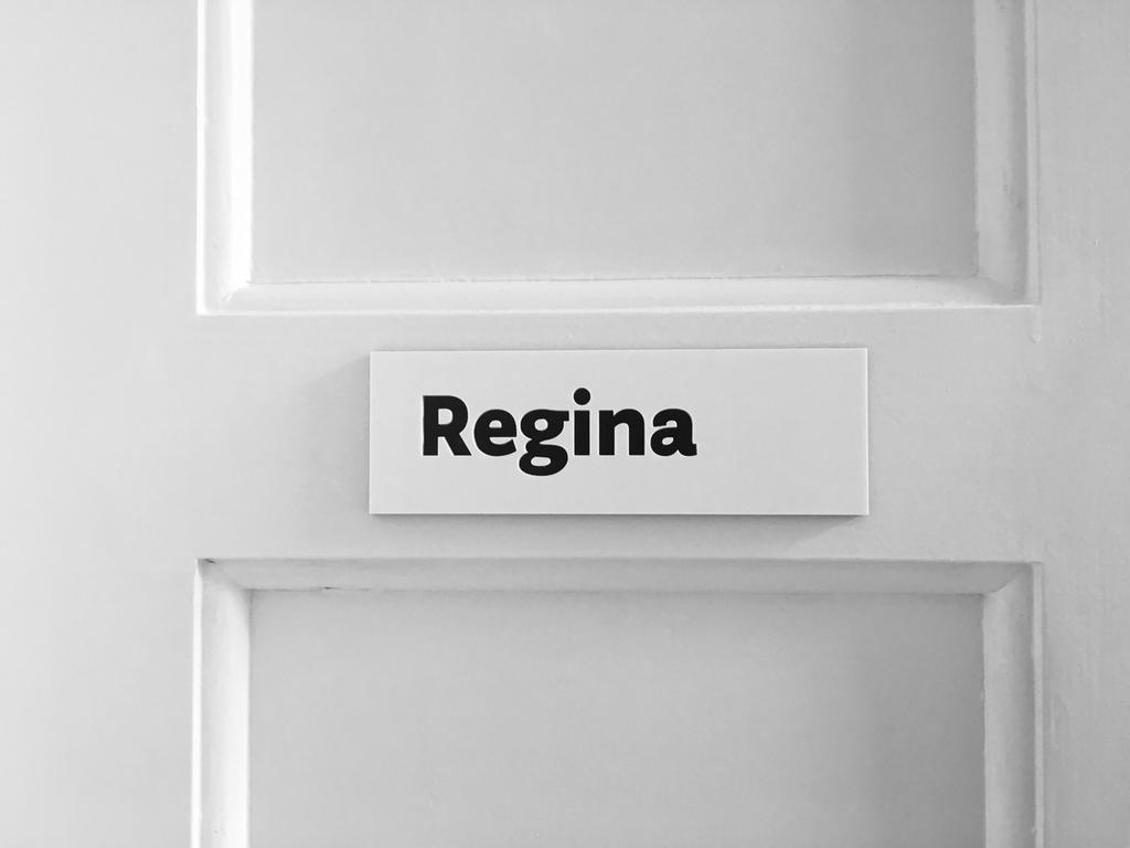 Regina Apartment Split Exterior photo